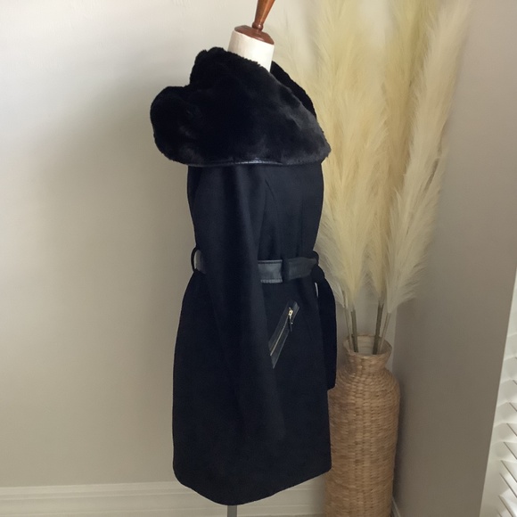 Via Spiga Kate Belted Faux Fur Trimmed Wool Blend Coat Size 10 NWOT - Picture 4 of 15